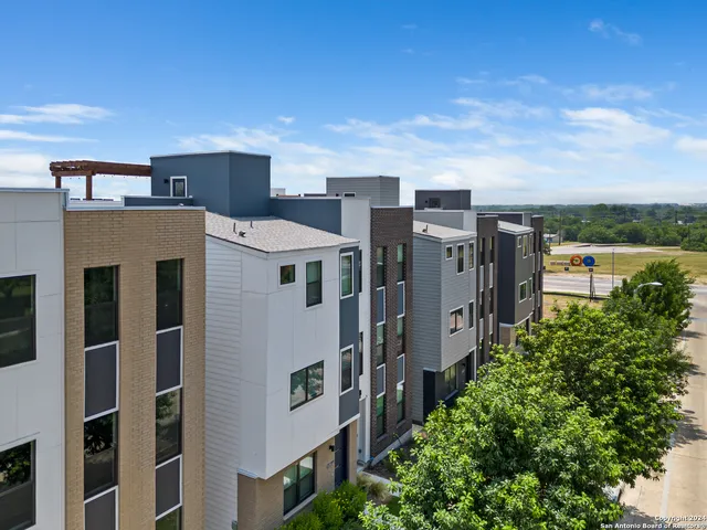 $340,000 | 7942 Kennedy Hill Drive, Unit 8, San Antonio, TX 78235