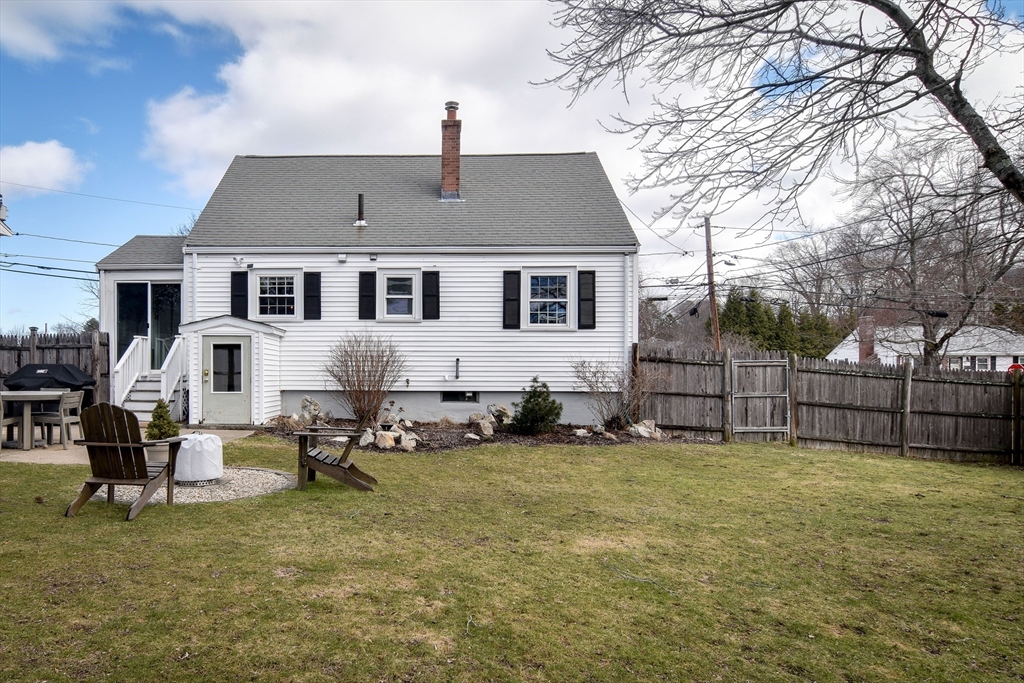 53 Winfield Street Dedham, MA 02026 - Photo 22 of 30