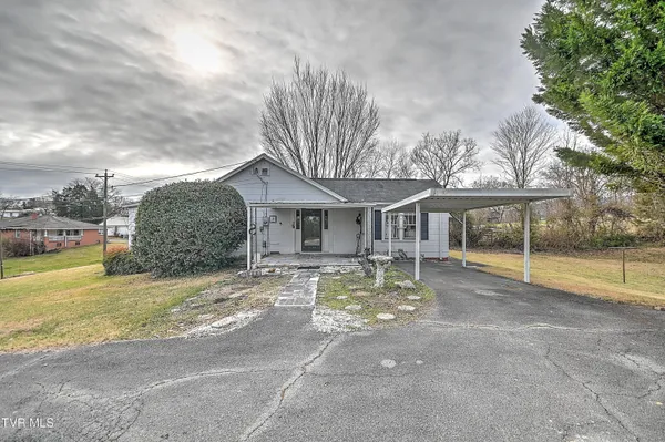 $183,900 | 1308 South Eastman Road, Kingsport, TN 37660