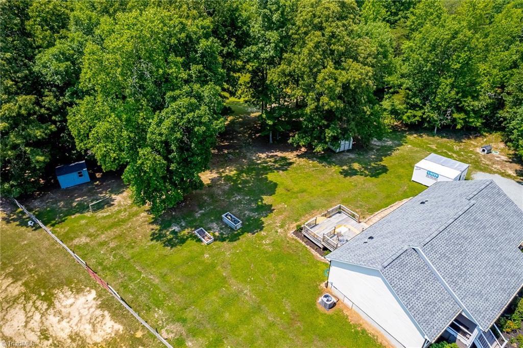 6484 Alamance County Line Road Liberty, NC 27298 - Photo 15 of 50 Gallery Image 15