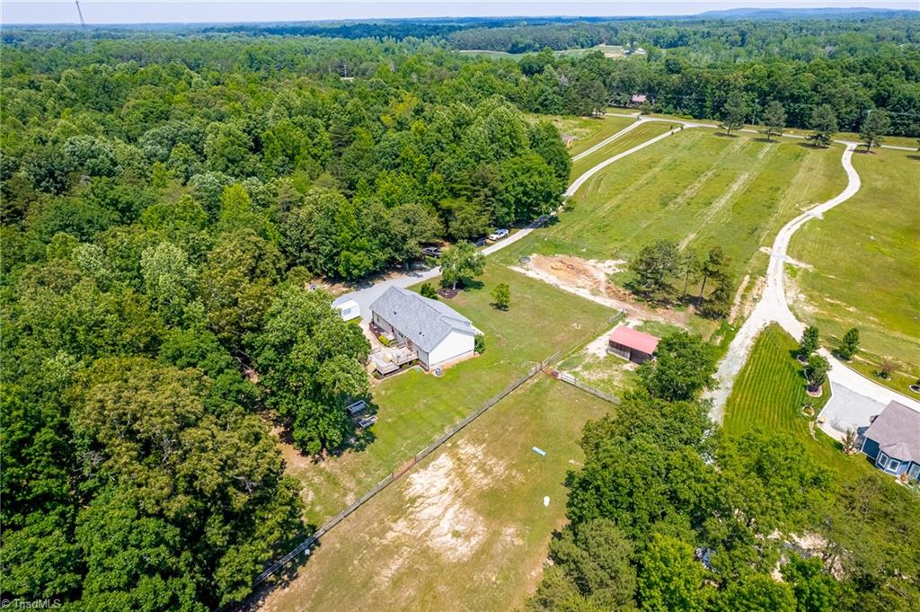 6484 Alamance County Line Road Liberty, NC 27298 - Photo 21 of 50 Gallery Image 21