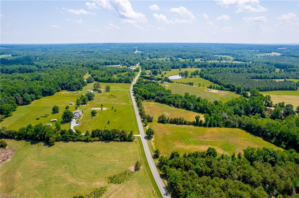 6484 Alamance County Line Road Liberty, NC 27298 - Photo 23 of 50 Gallery Image 23