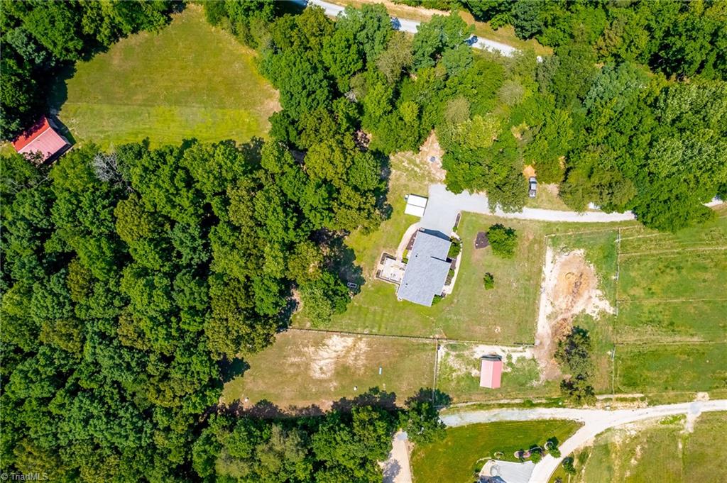 6484 Alamance County Line Road Liberty, NC 27298 - Photo 25 of 50 Gallery Image 25
