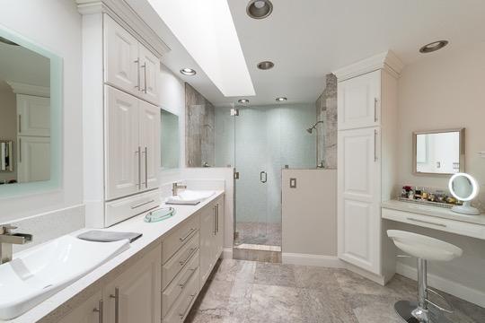 5218 Windsor Parke Drive, Unit 12 Boca Raton, FL 33496 - Photo 12 of 20 Master Bath
