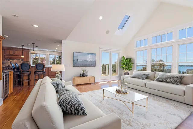 $1,995,000 | 30 Bonnet View Drive, Jamestown, RI 02835