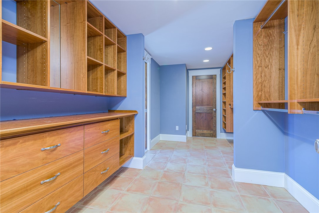 30 Bonnet View Drive Jamestown, RI 02835 - Photo 25 of 35 Primary closet