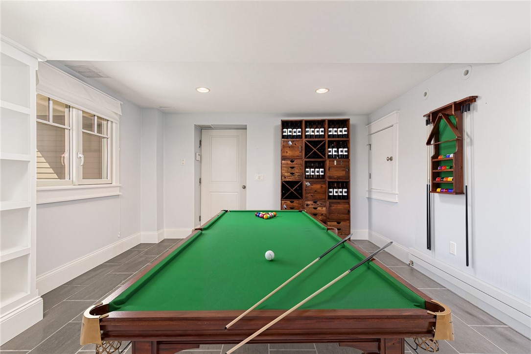 30 Bonnet View Drive Jamestown, RI 02835 - Photo 28 of 35 Ground level living area