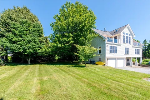 $1,995,000 | 30 Bonnet View Drive, Jamestown, RI 02835