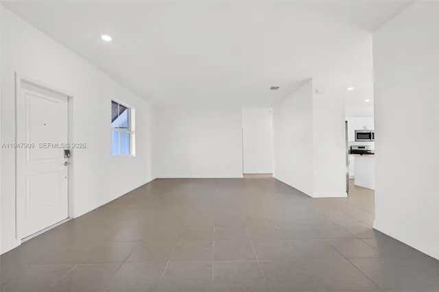 $3,700 | 27254 Southwest 159th Path, Homestead, FL 33031