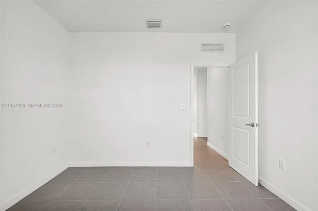 $3,700 | 27254 Southwest 159th Path, Homestead, FL 33031