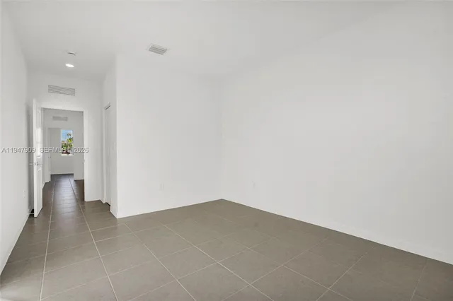 $3,700 | 27254 Southwest 159th Path, Homestead, FL 33031