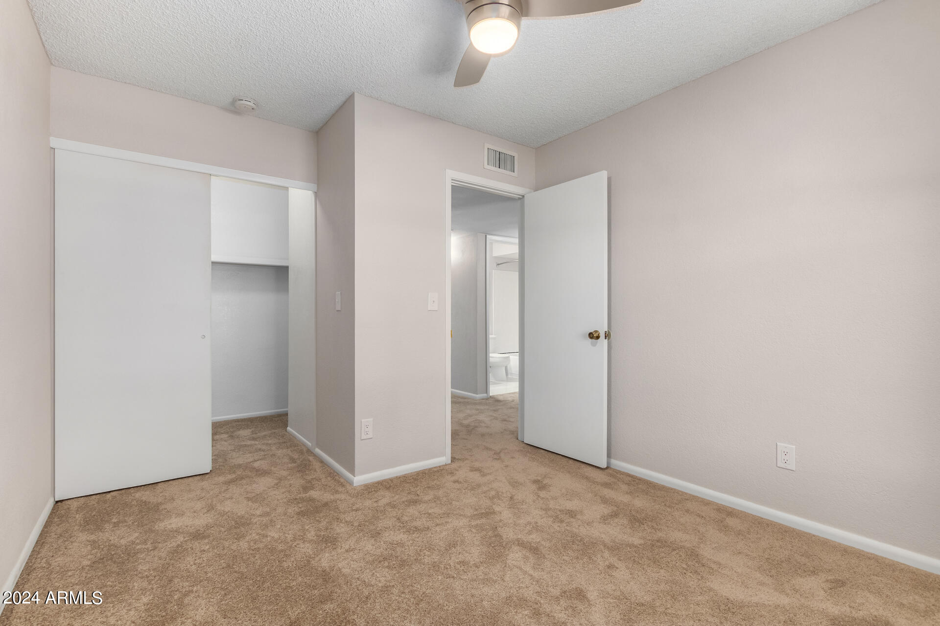 1463 East Carson Road Phoenix, AZ 85042 - Photo 14 of 22 30 - Carson 1463