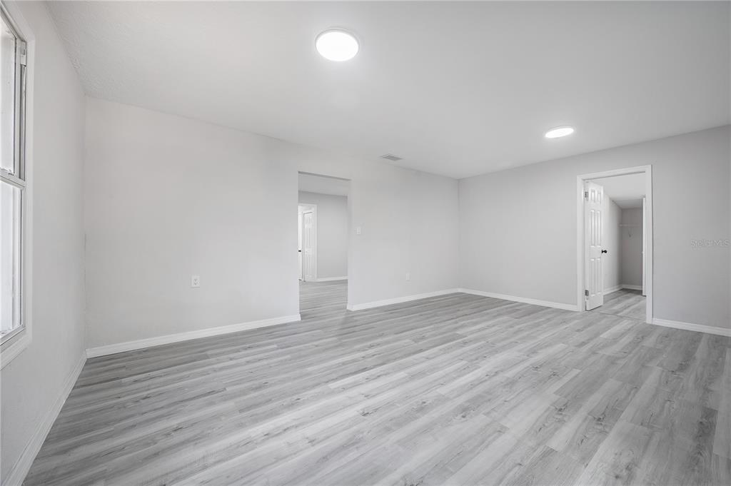 38352 Corey Street Zephyrhills, FL 33542 - Photo 8 of 38