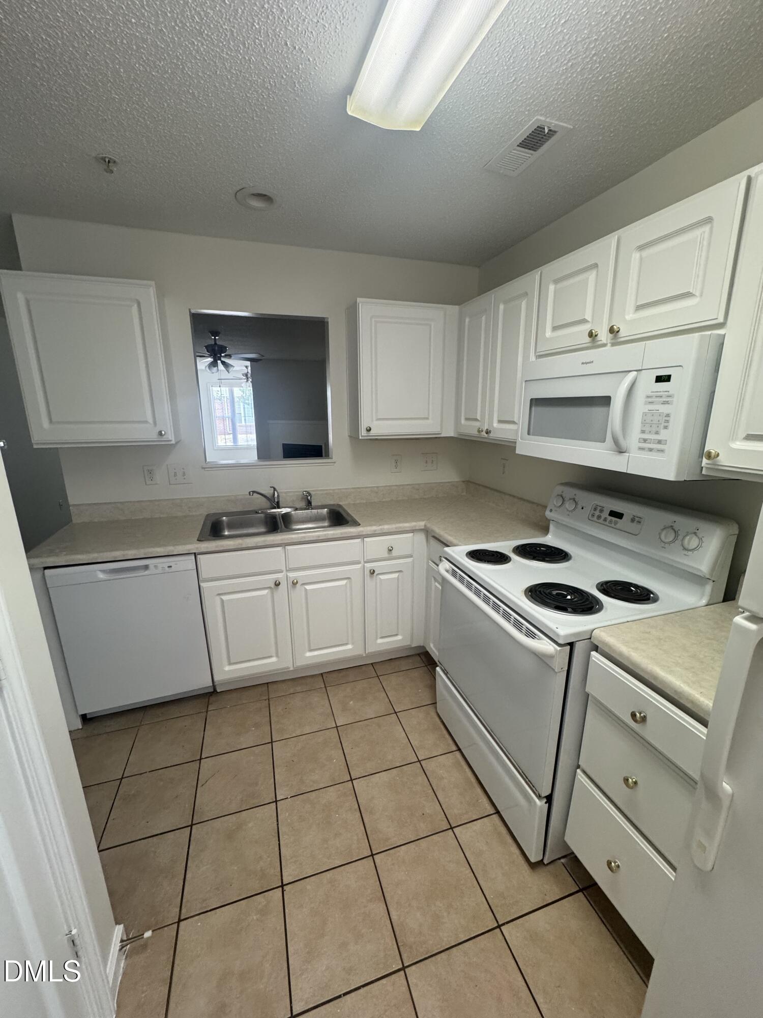 2411 Vancastle Way, Unit 103 Raleigh, NC 27617 - Photo 7 of 17