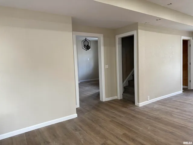 $115,000 | 2104 Pershing Boulevard, Clinton, IA 52732