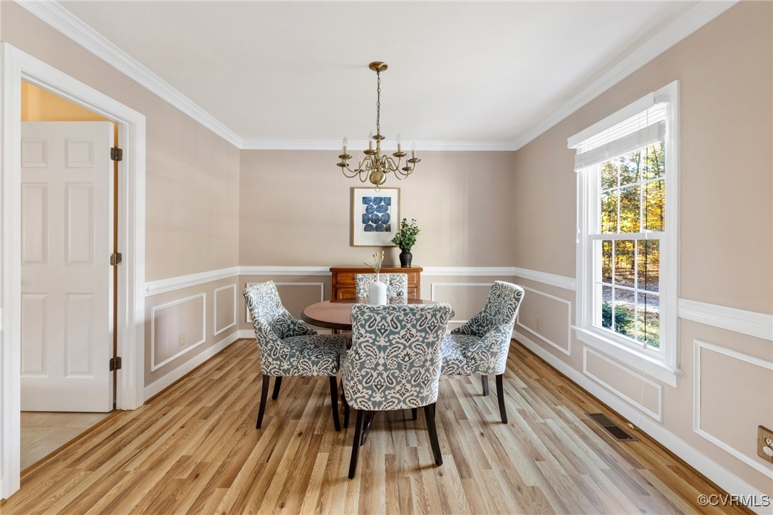 3272 Sherwood Ridge Way Powhatan, VA 23139 - Photo 7 of 35 Custom Wood Trim