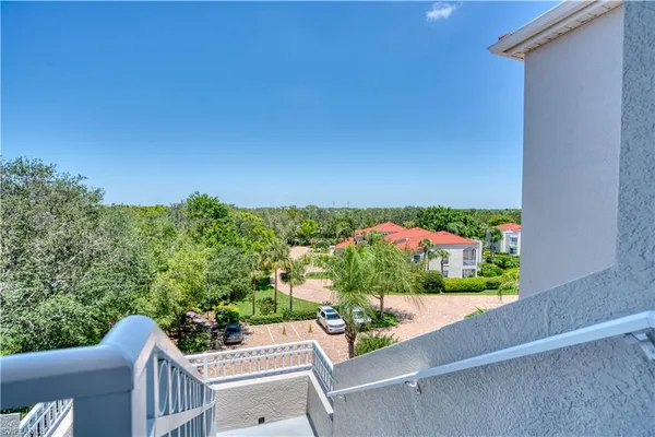 $10,500 | 1540 Clermont Drive, Unit F403, Naples, FL 34109