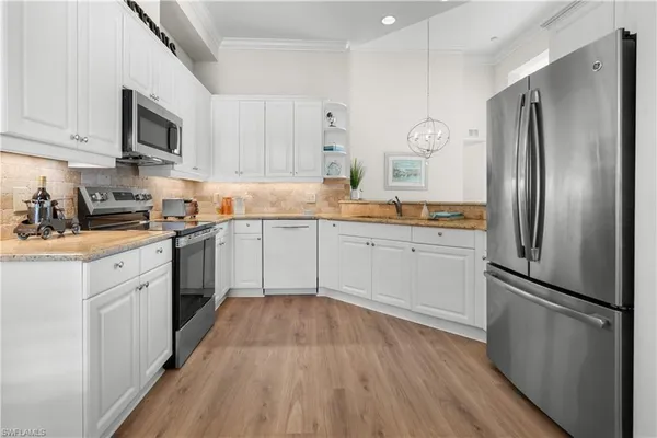 $10,500 | 1540 Clermont Drive, Unit F403, Naples, FL 34109