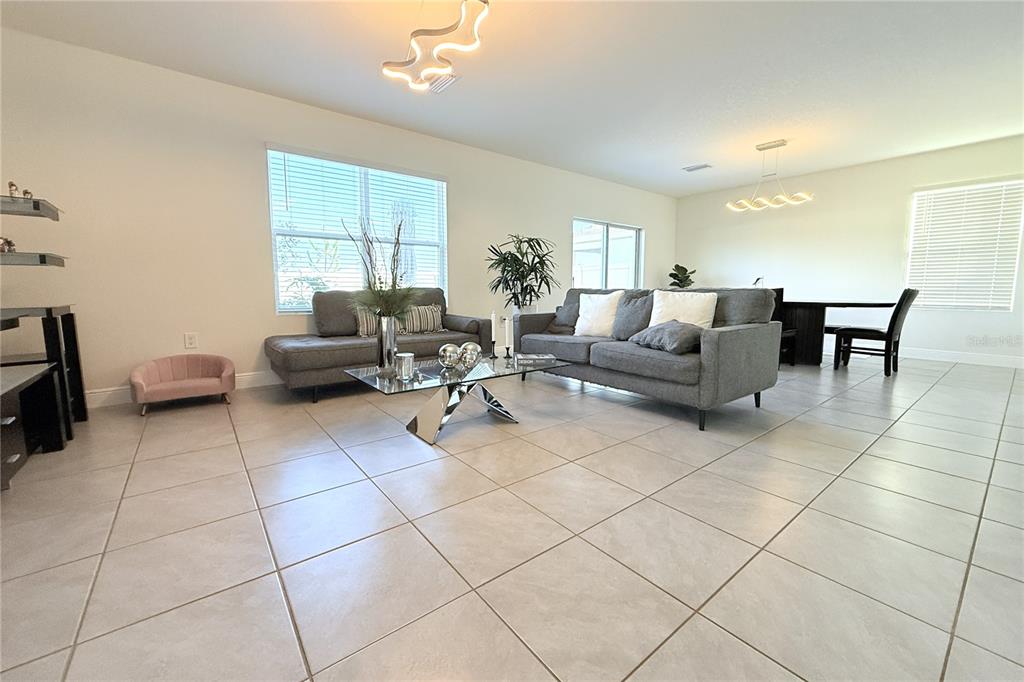 8406 Hardy Bay Loop Wesley Chapel, FL 33545 - Photo 10 of 28