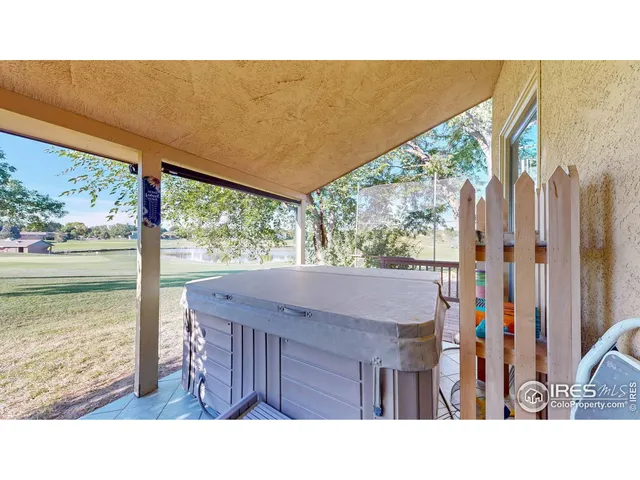 a view of a outdoor space