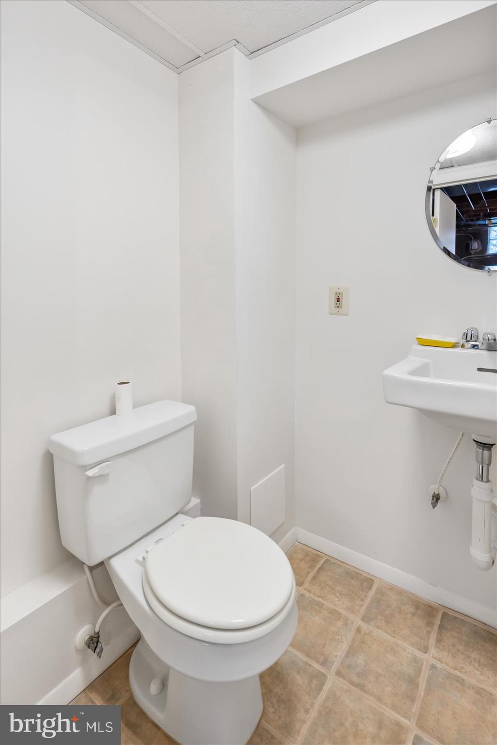 3803 Midheights Road Baltimore, MD 21215 - Photo 18 of 21 Gallery Image 18