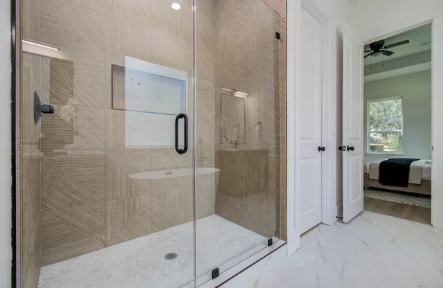 $449,500 | 1802 Rollingwood Drive, Huntsville, TX 77340