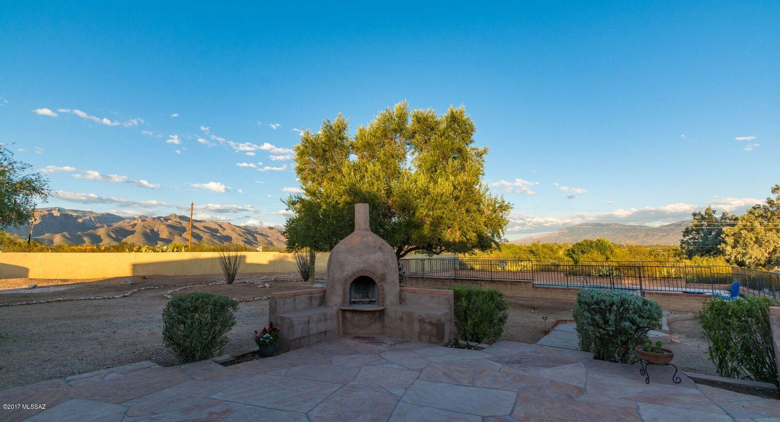 8250 East Cloud Road Tucson, AZ 85750 - Photo 18 of 32 Gallery Image 18