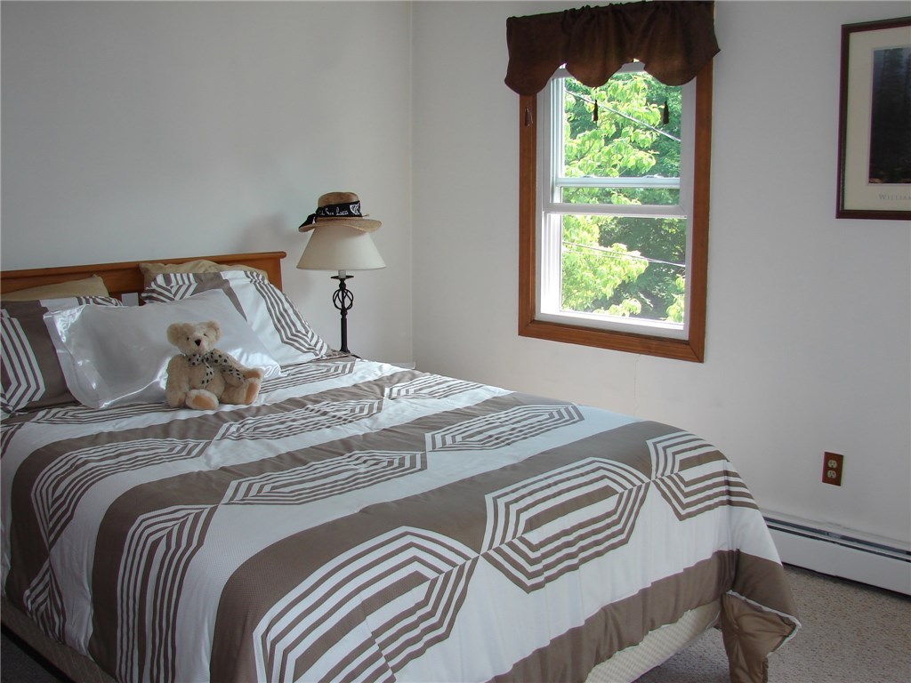 25 Ridgewood Road Cranston, RI 02921 - Photo 17 of 25 Gallery Image 17