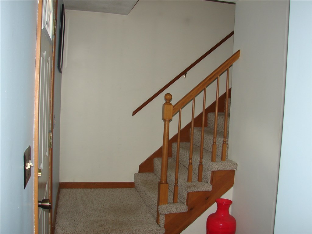 25 Ridgewood Road Cranston, RI 02921 - Photo 21 of 25 Gallery Image 21