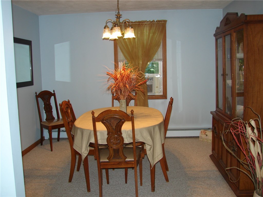 25 Ridgewood Road Cranston, RI 02921 - Photo 8 of 25 Gallery Image 8