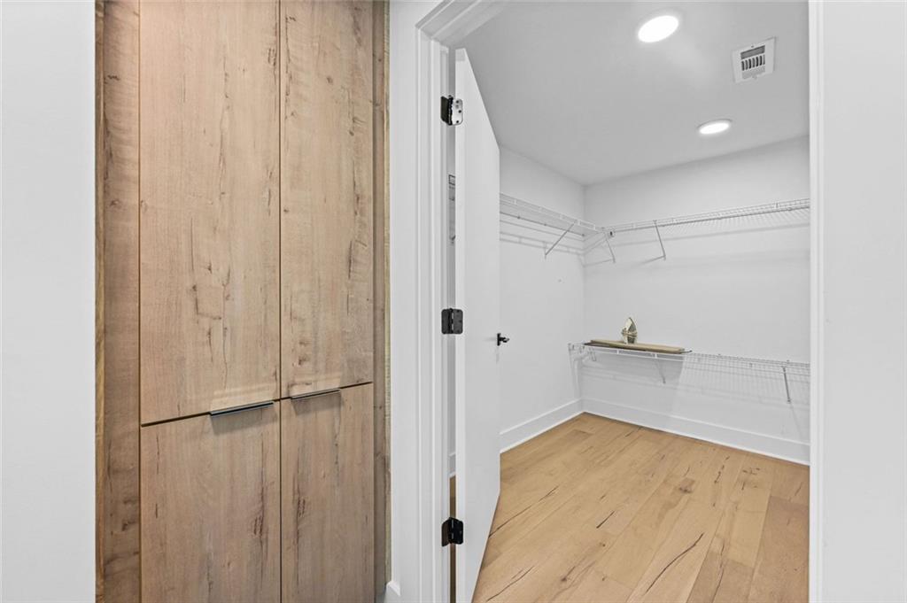 346 Peters Street Southwest, Unit 301 Atlanta, GA 30313 - Photo 18 of 44 Gallery Image 18