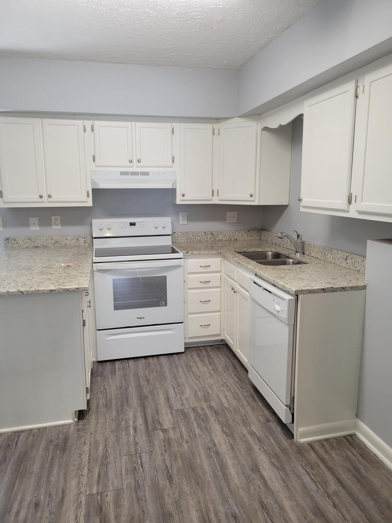 138 Regency Point Path Lexington, KY 40503 - Photo 7 of 22 20210716_134900