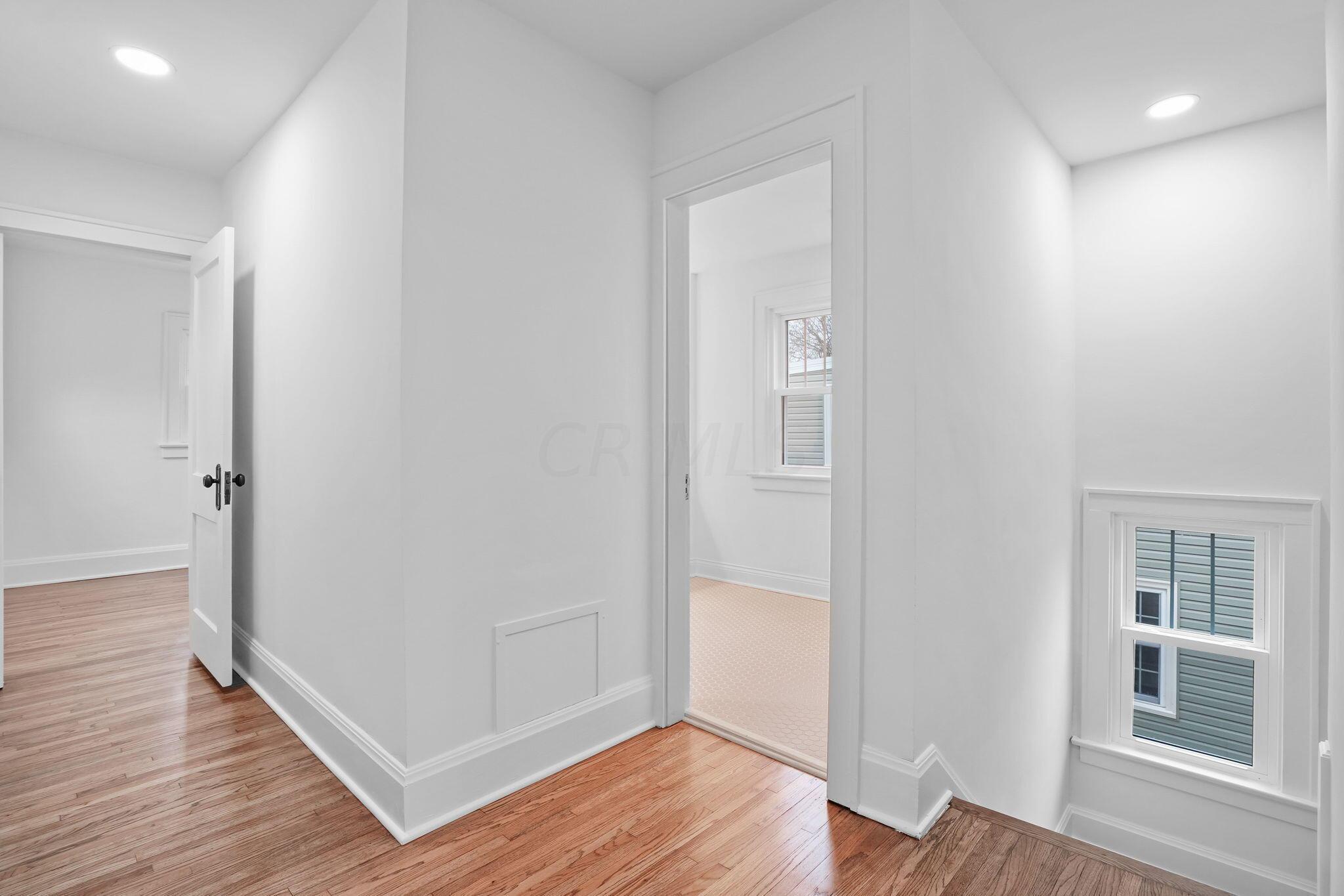204 Acton Road Columbus, OH 43214 - Photo 32 of 40 48-web-or-mls-DSC04667_1