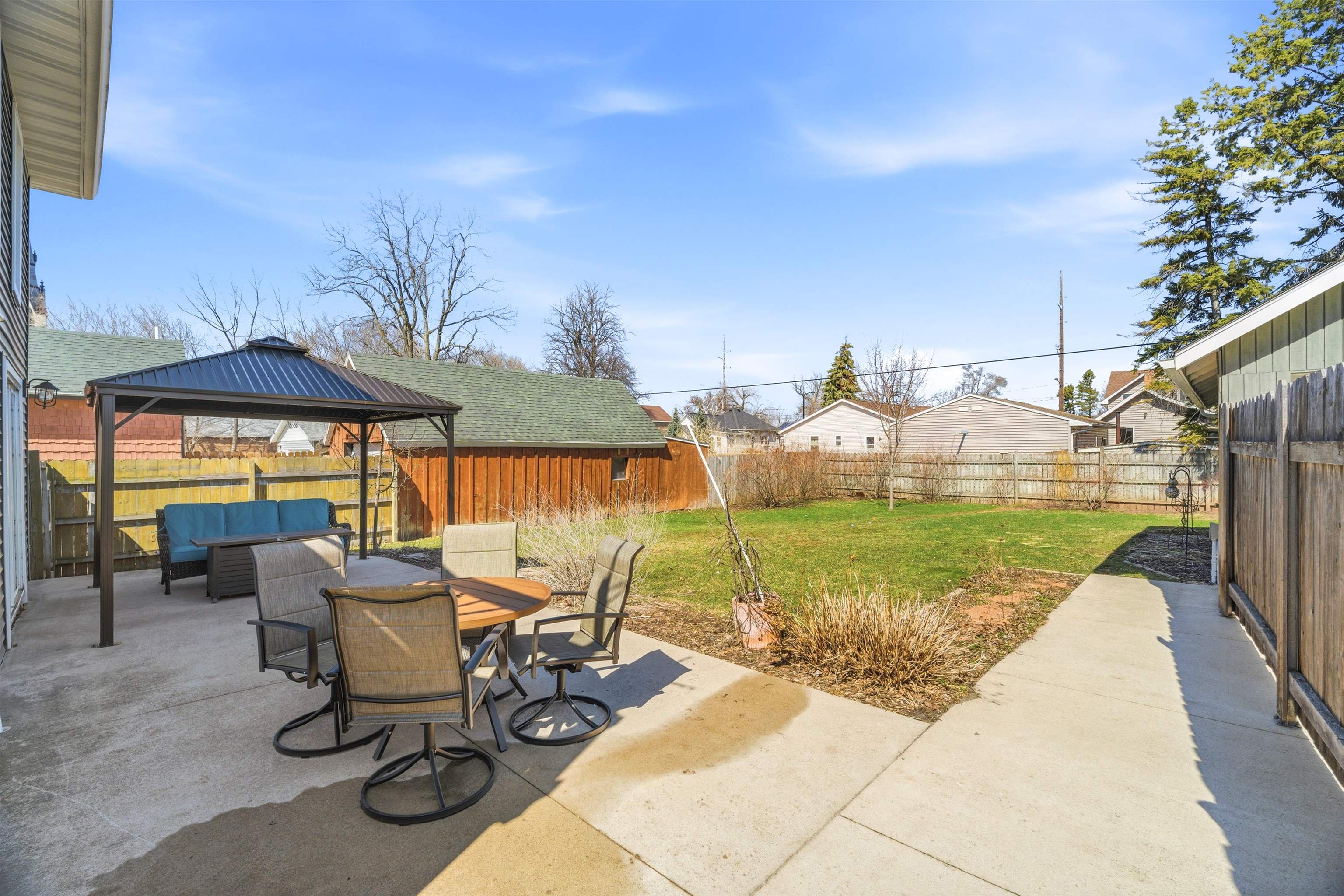 628 2nd Street Menasha, WI 54952 - Photo 33 of 40