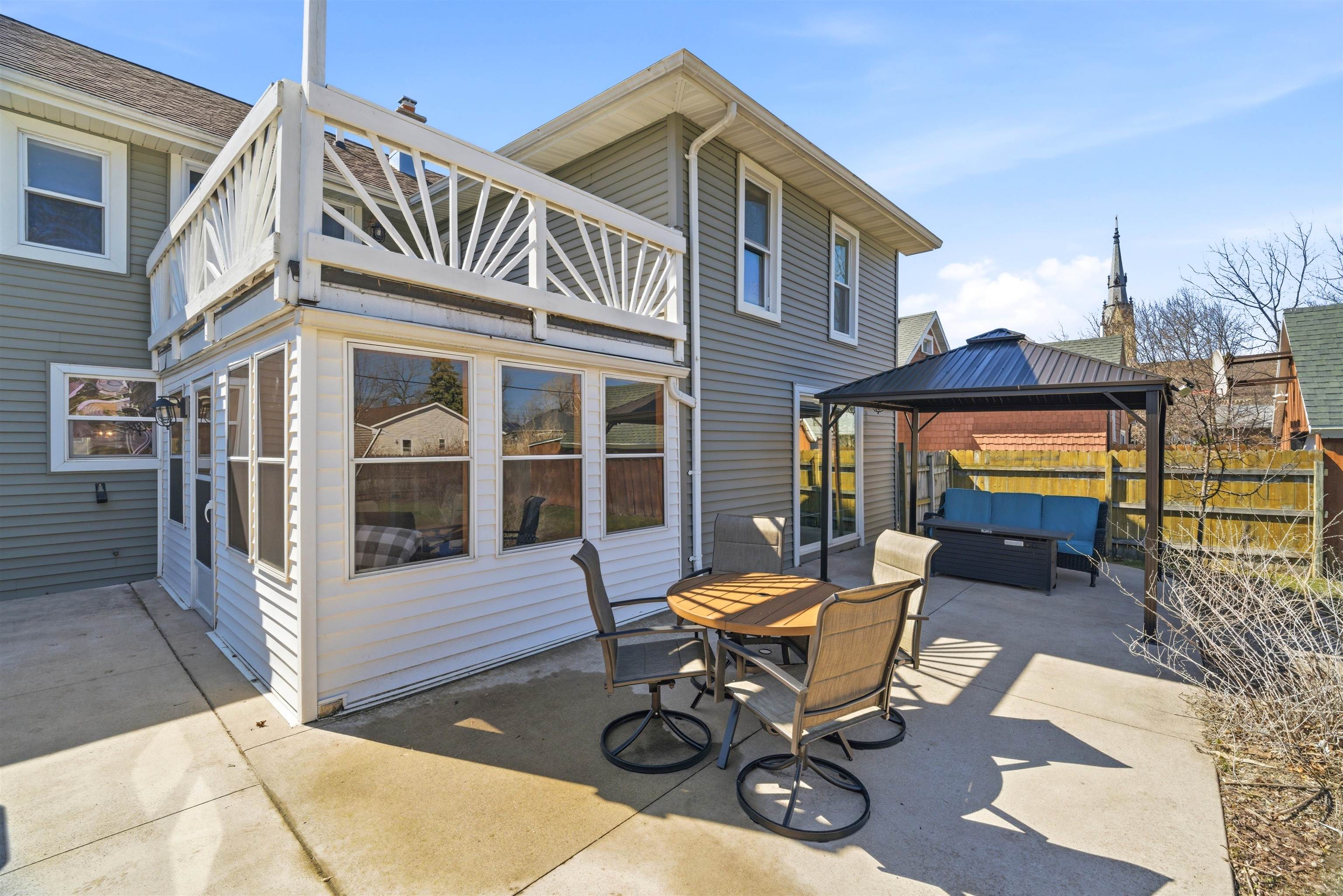 628 2nd Street Menasha, WI 54952 - Photo 34 of 40