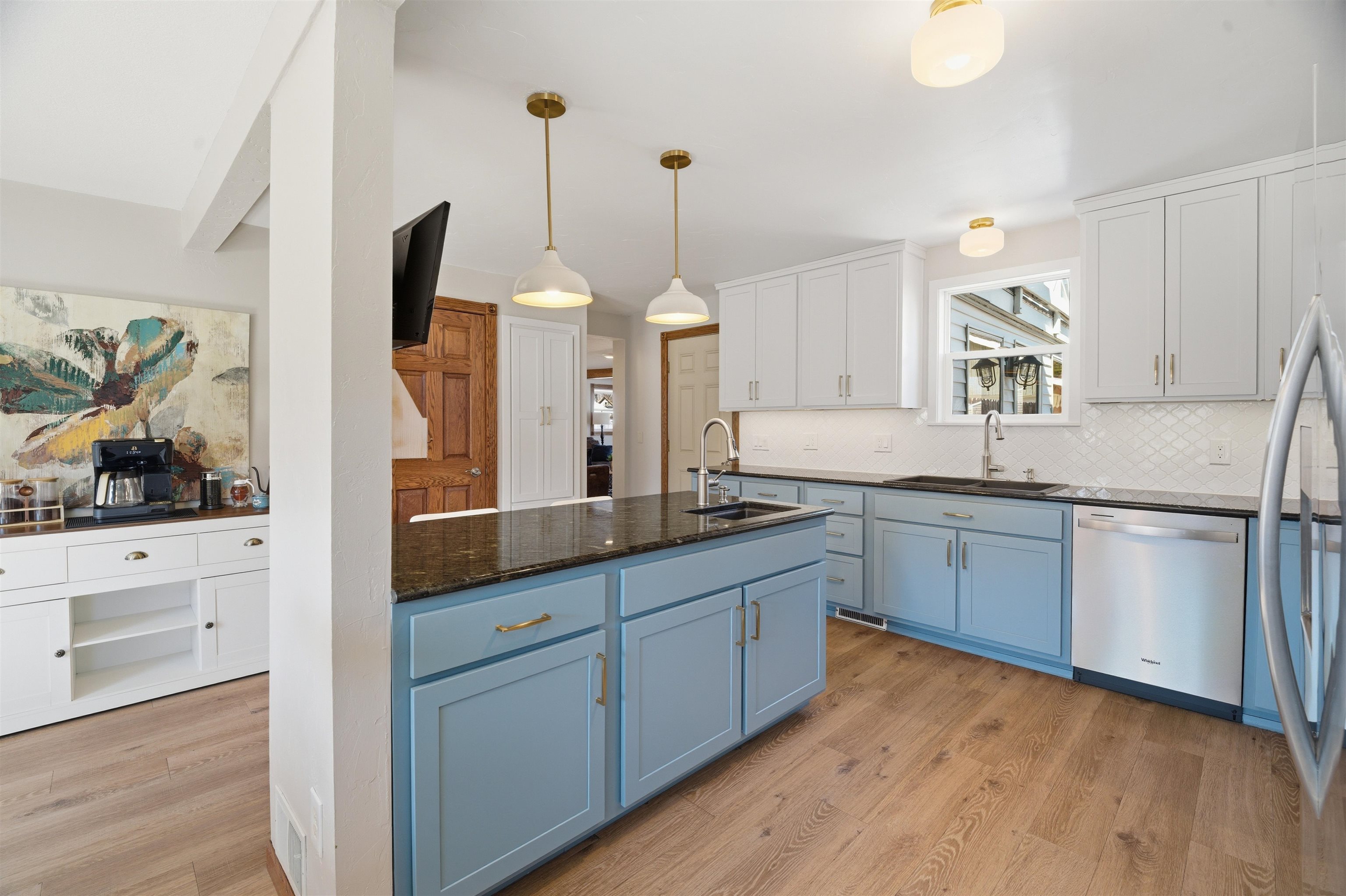 628 2nd Street Menasha, WI 54952 - Photo 6 of 40