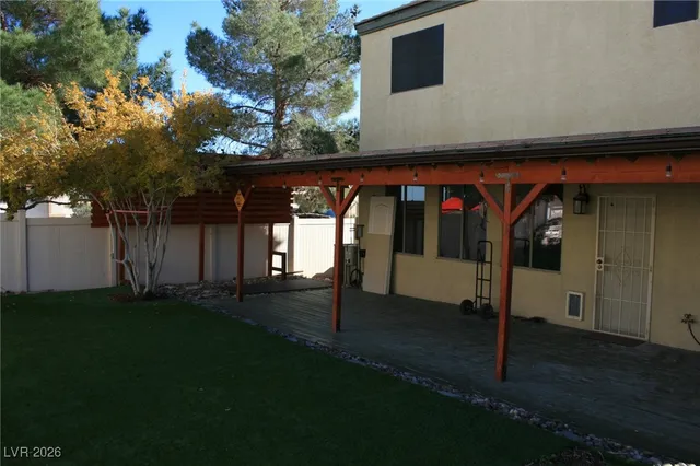 $2,500 | 510 West Seneca Ridge Avenue, North Las Vegas, NV 89084