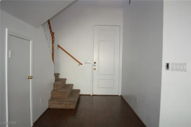 $2,500 | 510 West Seneca Ridge Avenue, North Las Vegas, NV 89084