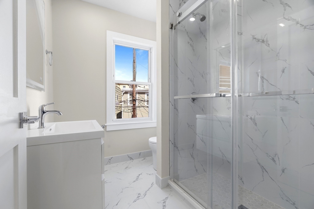 274 Havre Street Boston, MA 02128 - Photo 11 of 22