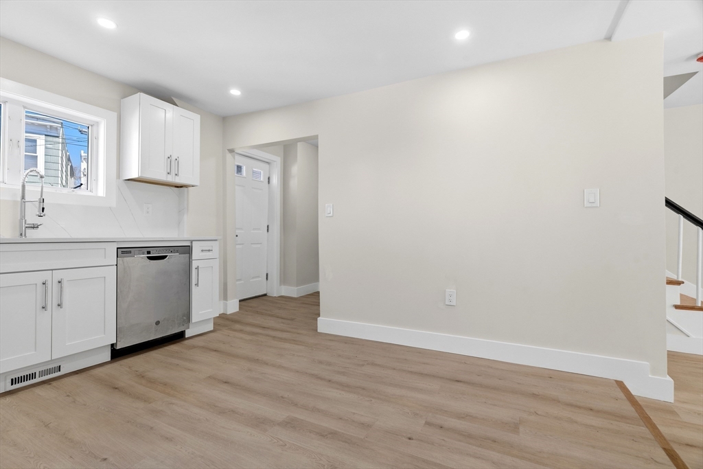 274 Havre Street Boston, MA 02128 - Photo 21 of 22