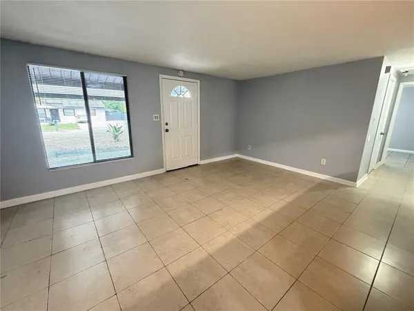 $1,950 | 2617 East 111th Avenue, Tampa, FL 33612