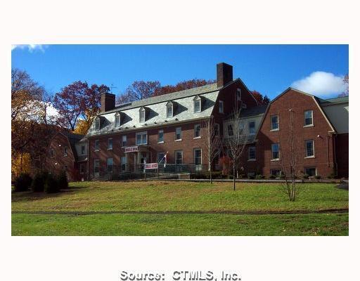 295 Ridge Road, Unit 10 Wethersfield, CT 06109 - Photo 1 of 1