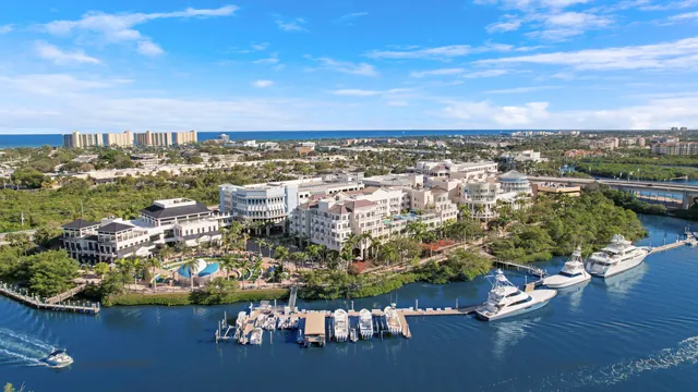 $567,900 | 140 Pennock Landing Circle, Jupiter, FL 33458