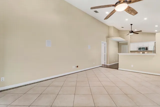$567,900 | 140 Pennock Landing Circle, Jupiter, FL 33458