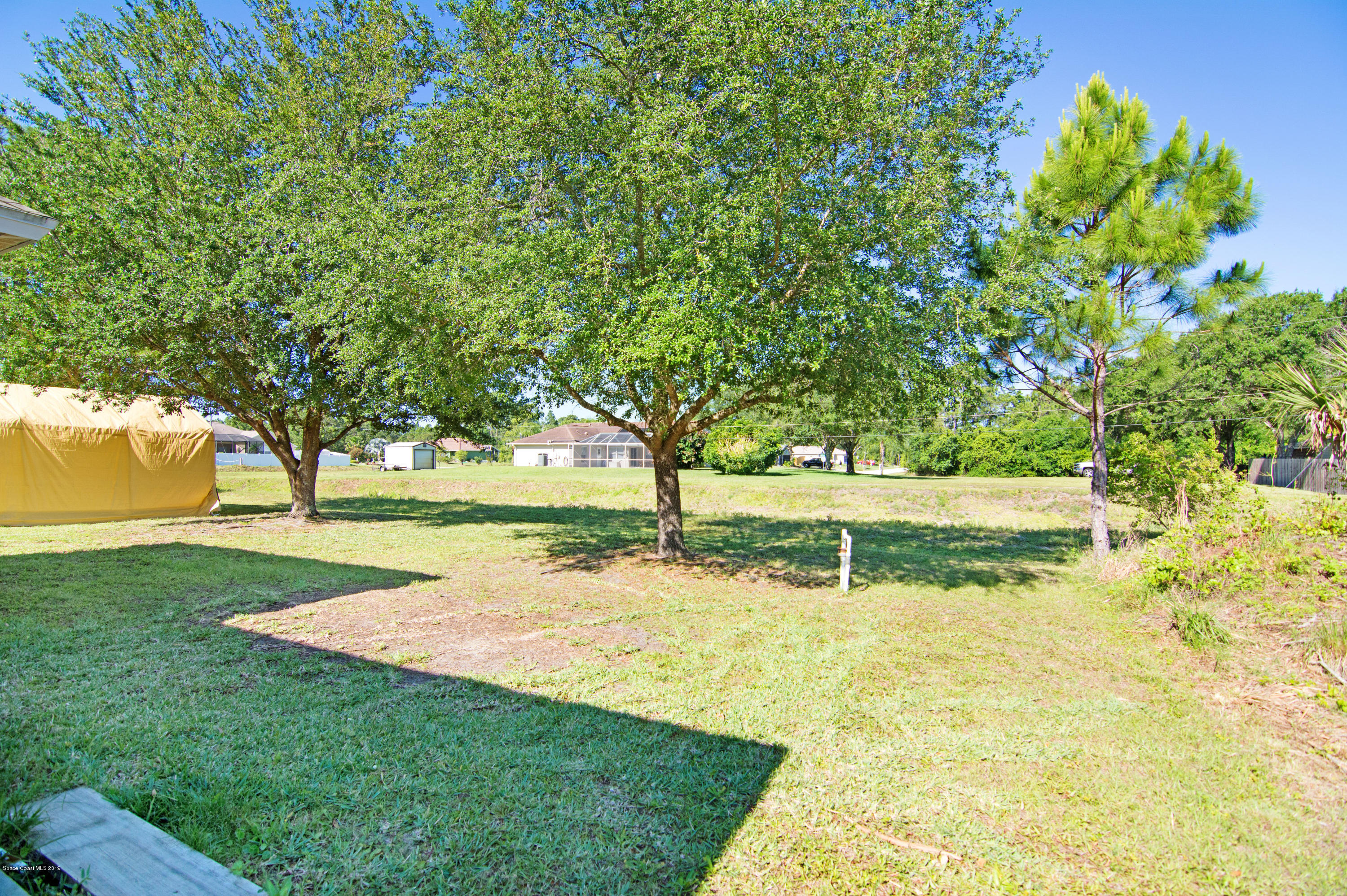 2190 Watkins Road Southeast Palm Bay, FL 32909 - Photo 7 of 29 Quarter Acre