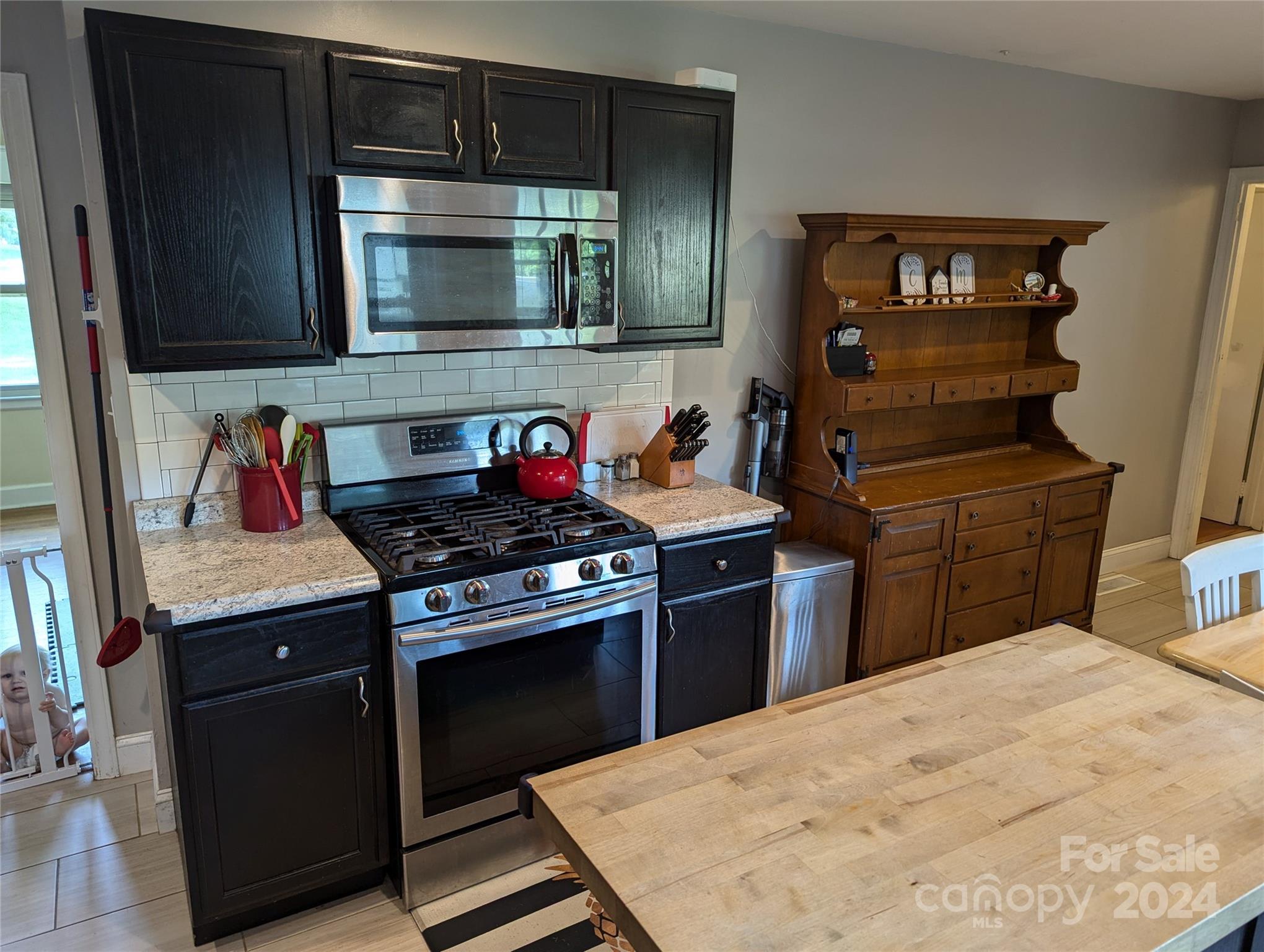 3106 Brevard Road Hendersonville, NC 28739 - Photo 5 of 28