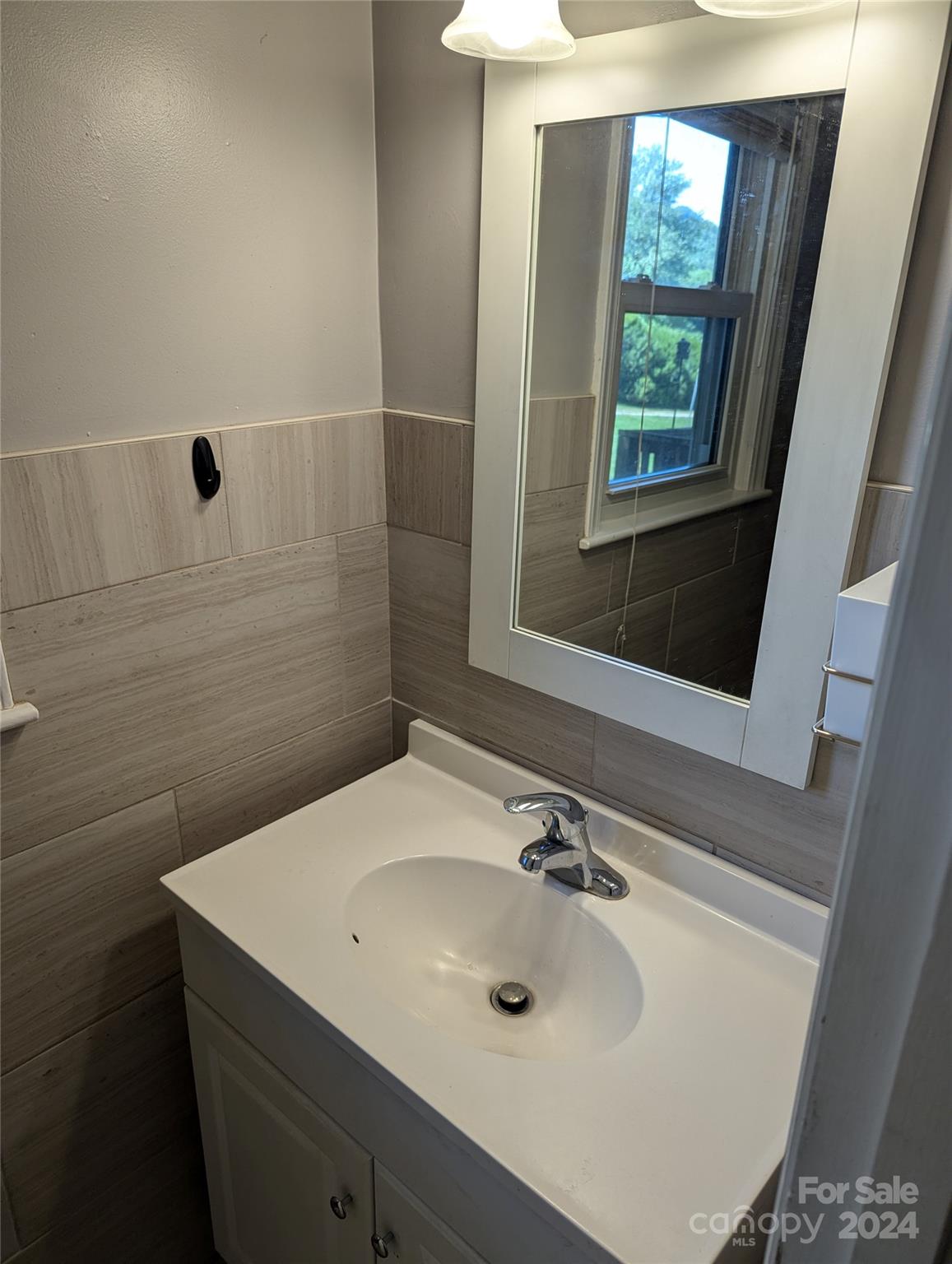 3106 Brevard Road Hendersonville, NC 28739 - Photo 6 of 28