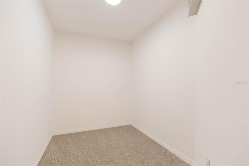 937 Bunker View Drive Apollo Beach, FL 33572 - Photo 19 of 73 a view of an empty room