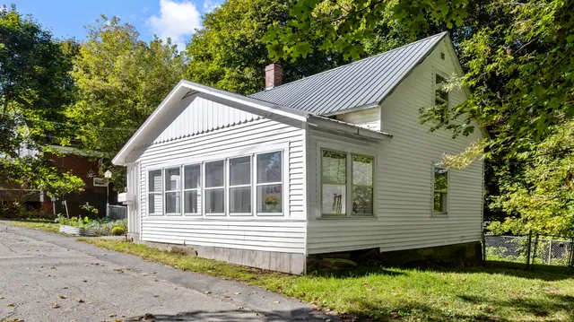 $249,900 | 22 Center Street, Augusta, ME 04330