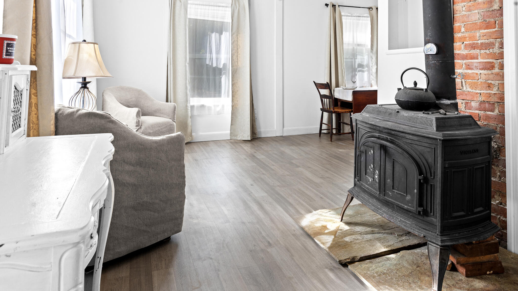 22 Center Street Augusta, ME 04330 - Photo 8 of 43 _MG_4637